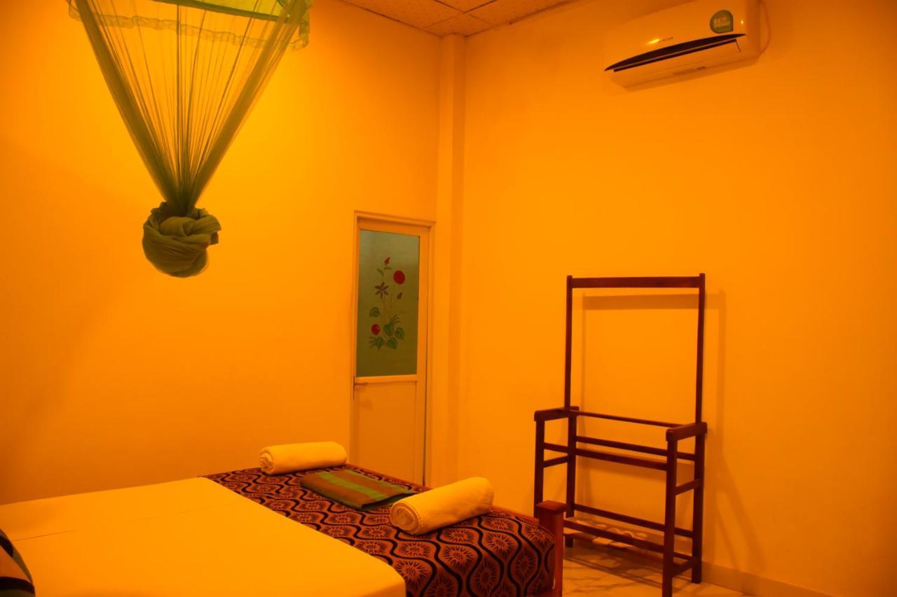 Leesa Villa Safari Resort Udawalawe Ngoại thất bức ảnh